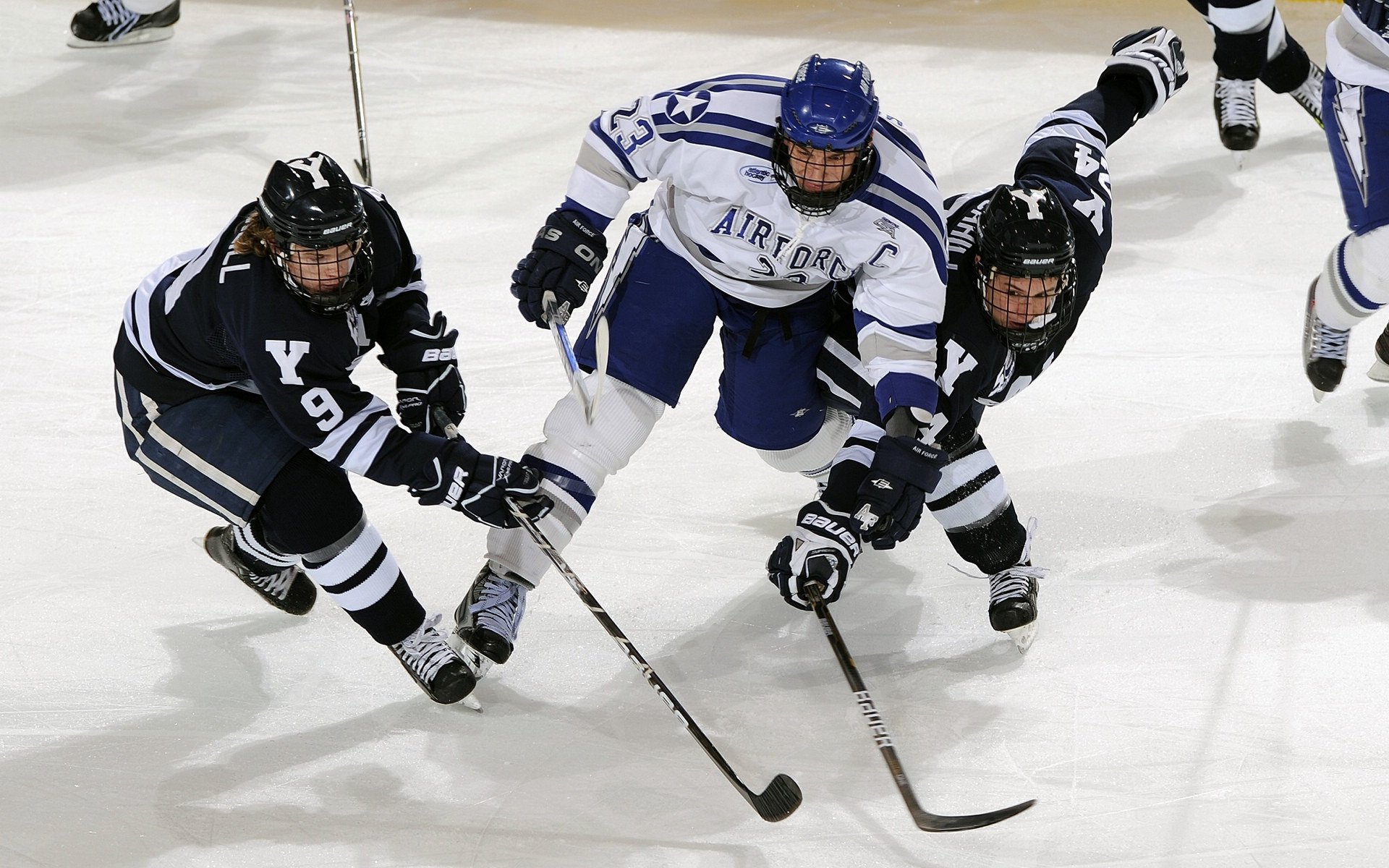 田径世锦赛震撼时刻,新星打破尘封15年世界纪录,缔造历史新篇章